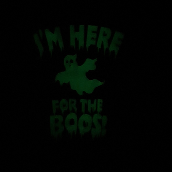 I'm Here For The Boos Glow In The Dark Ghost Halloween Shirt Medium - Picture 2 of 4